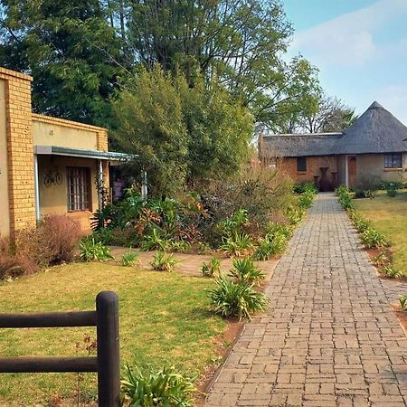 Backpackers Connection @ Jnb Airport Benoni Exterior photo
