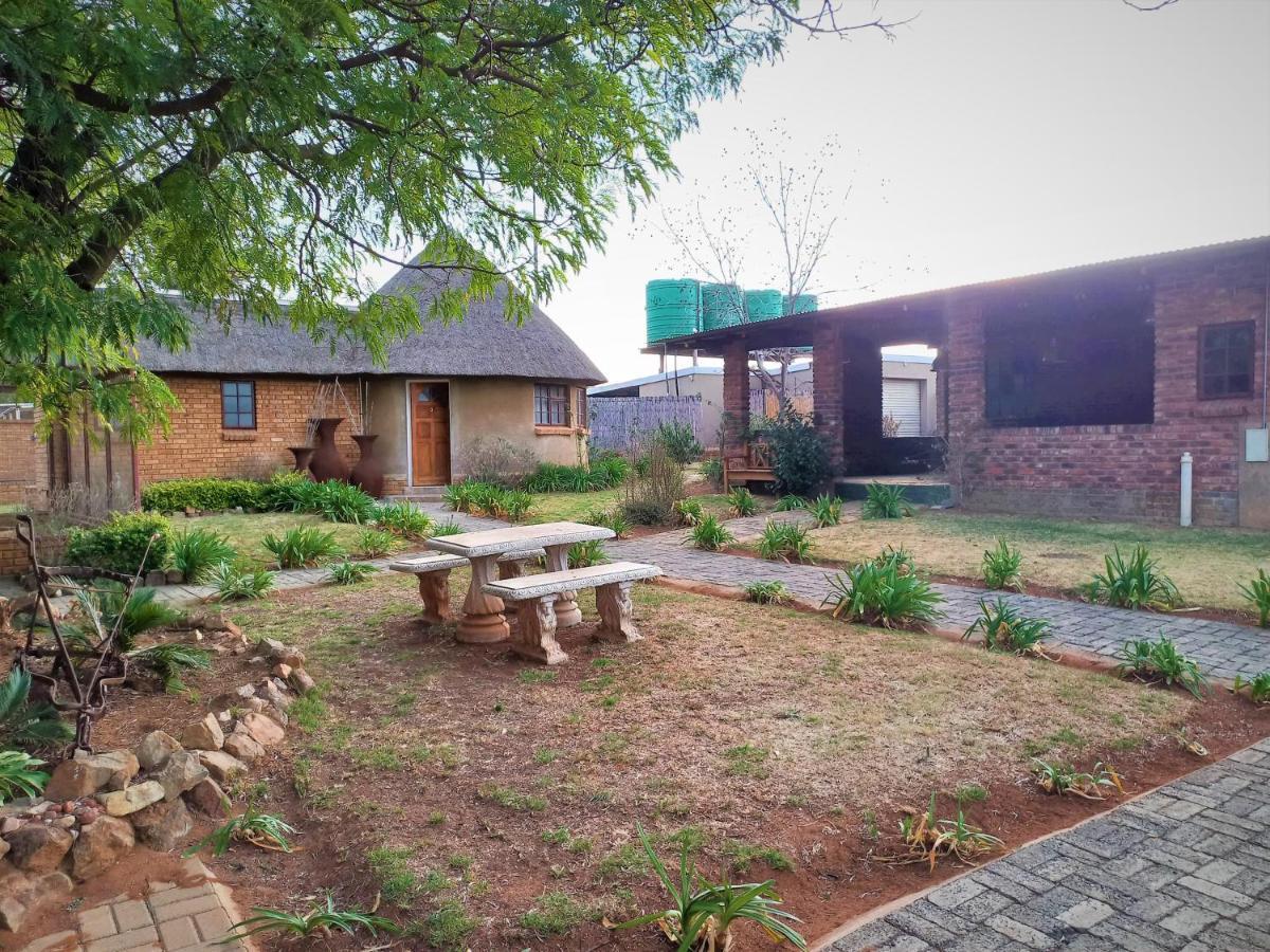 Backpackers Connection @ Jnb Airport Benoni Exterior photo