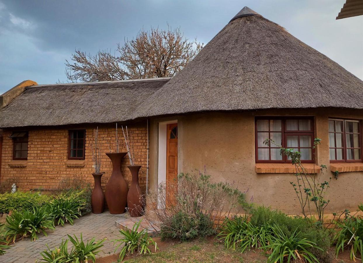 Backpackers Connection @ Jnb Airport Benoni Exterior photo