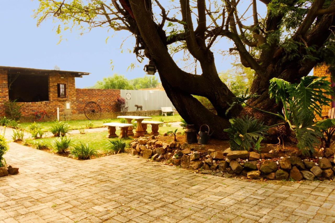 Backpackers Connection @ Jnb Airport Benoni Exterior photo